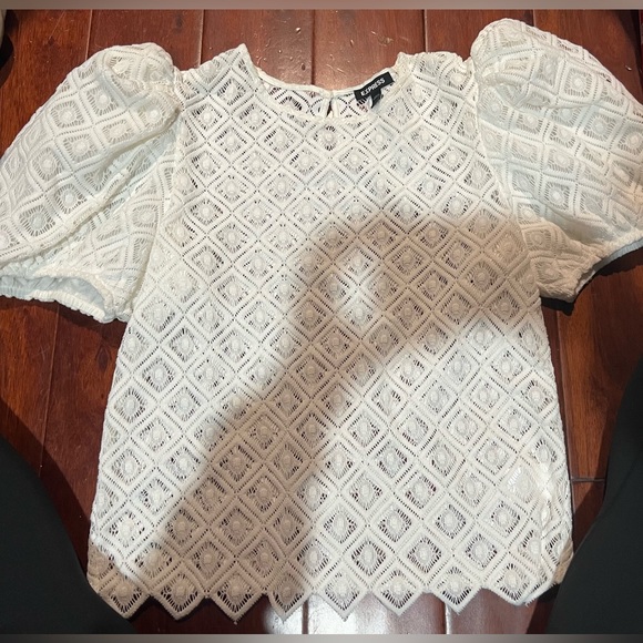 Express Lace Puff Sleeve Tee Color Ivory Size Small Style #06476191 - Picture 4 of 5